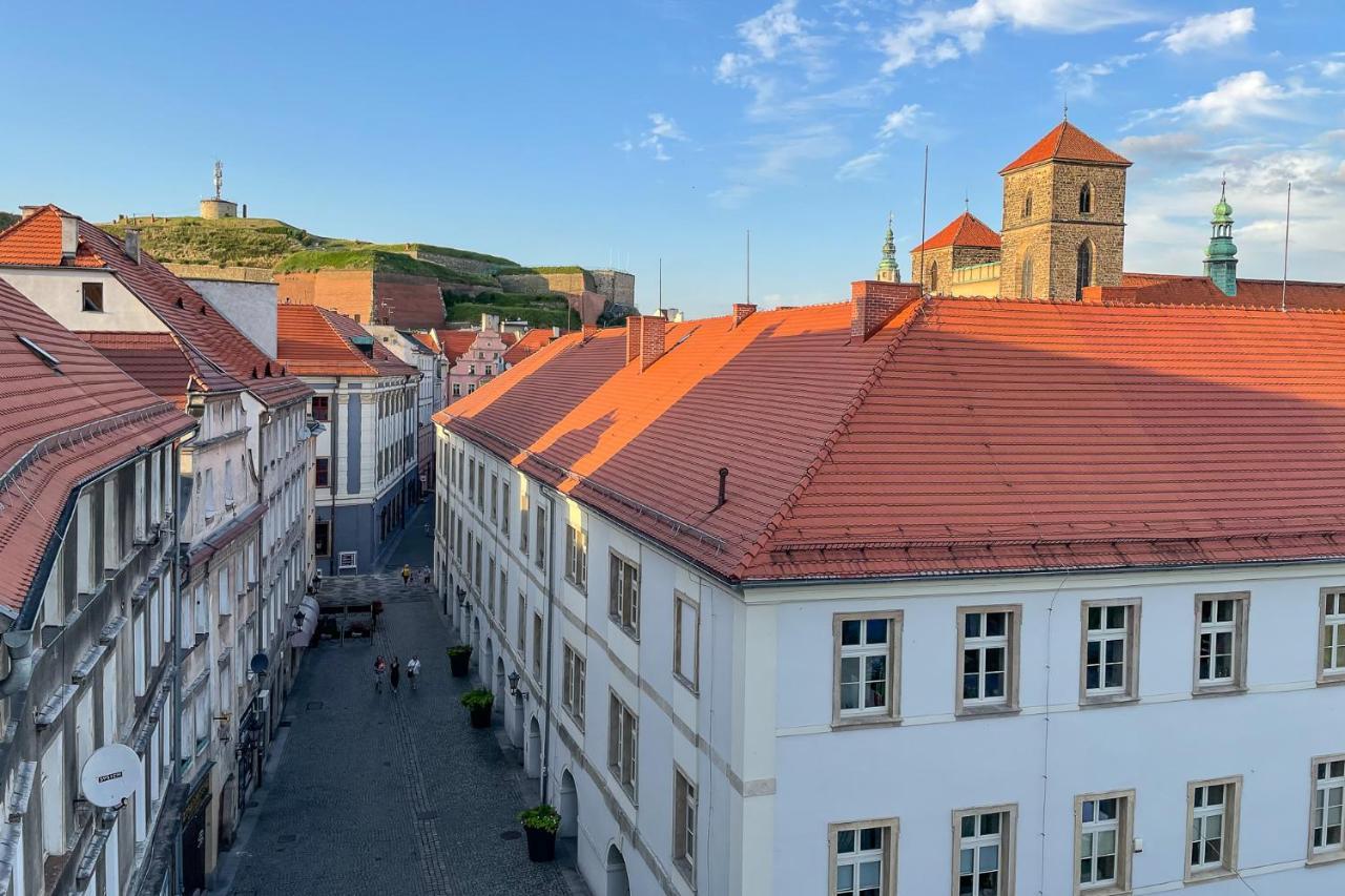 Central Perk Kladsko Exteriér fotografie