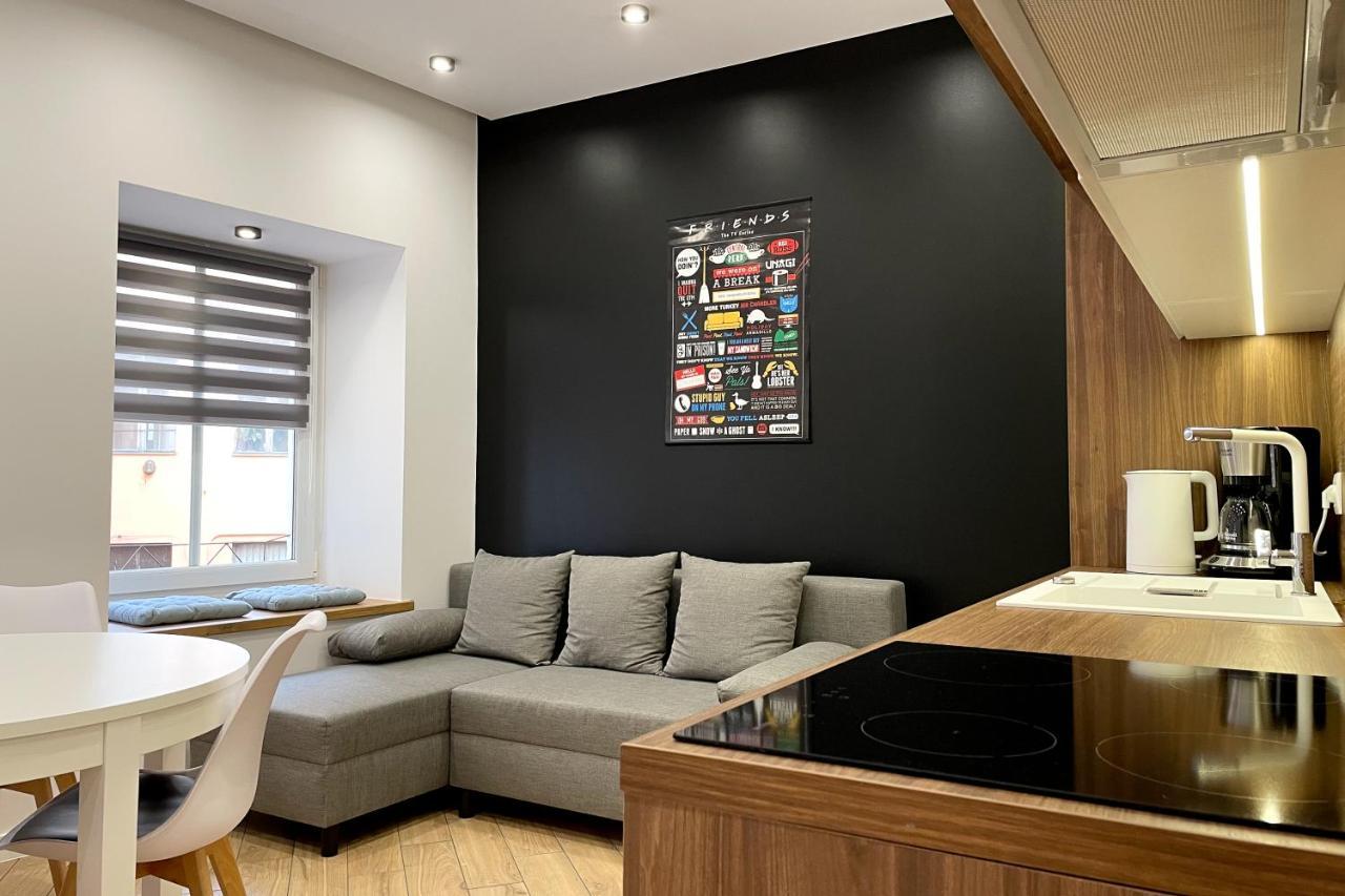 Central Perk Kladsko Exteriér fotografie